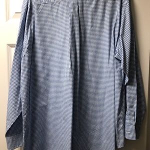 Light blue checkered Vineyard Vines button down